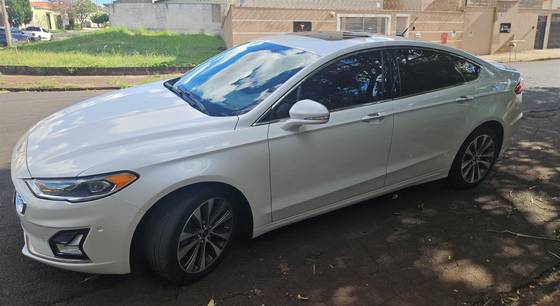 FORD FUSION 2.0 TITANIUM AWD 16V GASOLINA 4P AUTOMÁTICO